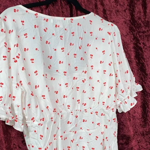 GOOD JANE  Eloise Cherry Pop Crop Top in White and Red - Picture 5 of 6